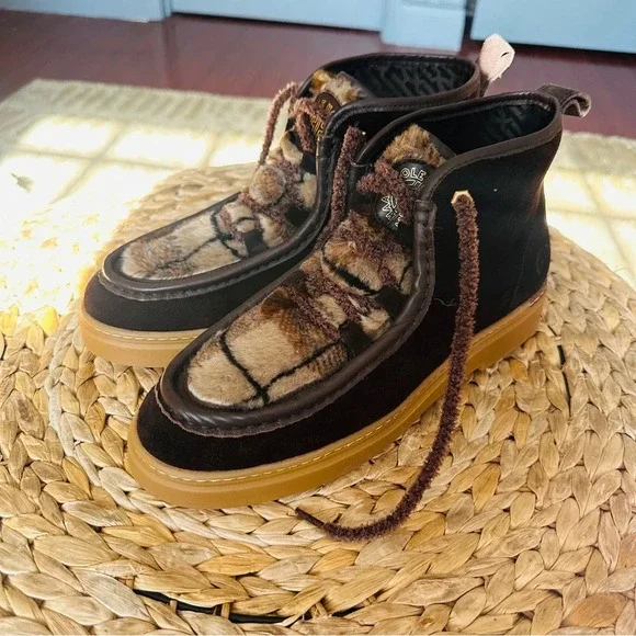 NEW Cole Haan Women's Summit Chukka Dark Chocolate Brown Plaid Lace Up Fur Boot - Picture 2 of 16